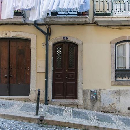 Lovelystay - Chiado 2 Bedroom Charm! Lisbon Bagian luar foto